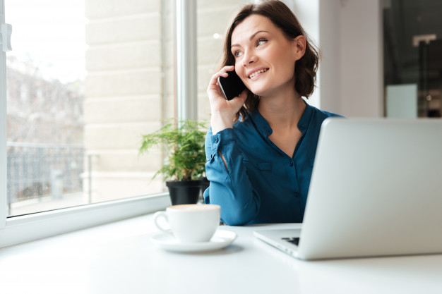 Voyance par téléphone pas cher : les options à connaître